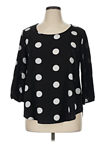 Le Lis 3/4 Sleeve Blouse (view 1)