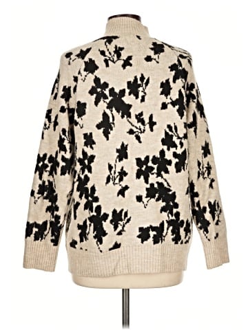 Liz Claiborne Pullover Sweater (view 2)