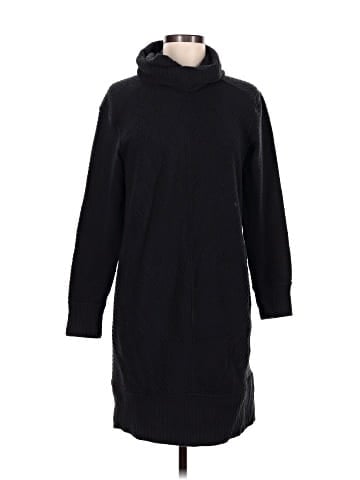 Lululemon Athletica Turtleneck Sweater (view 1)