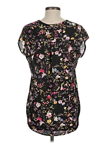 Pleione Short Sleeve Blouse (view 2)