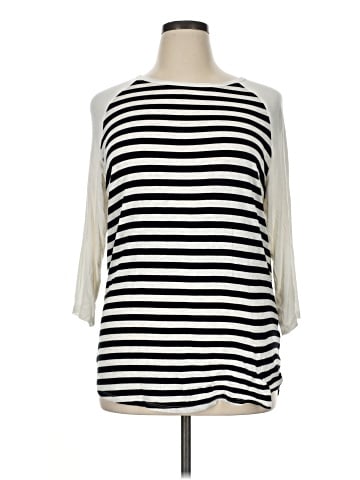Lularoe 3/4 Sleeve T-Shirt (view 1)