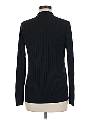 Uniqlo Turtleneck Sweater (view 2)