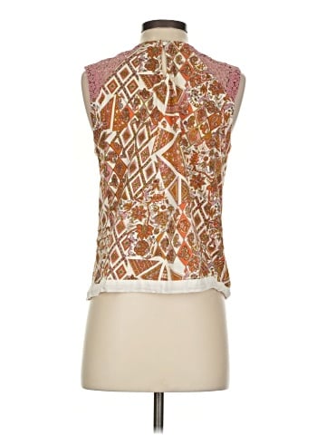 Tiny Sleeveless Blouse (view 2)