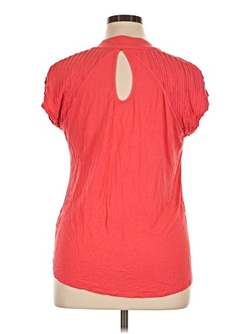 Fylo Short Sleeve Top (view 2)