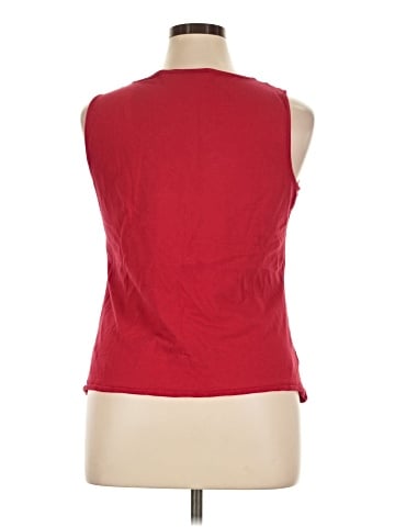 Croft & Barrow Sleeveless Top (view 2)