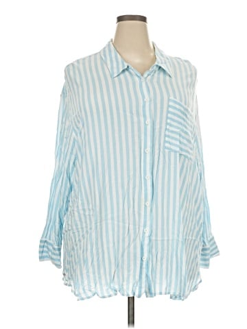 Torrid 3/4 Sleeve Button-Down Shirt (view 1)