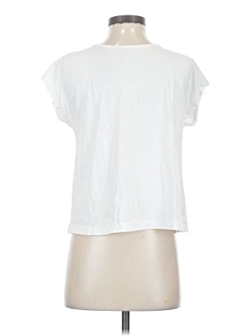 Uniqlo Short Sleeve T-Shirt (view 2)