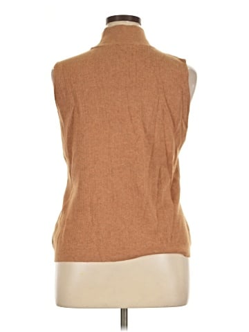 Time and Tru Sweater Vest (view 2)