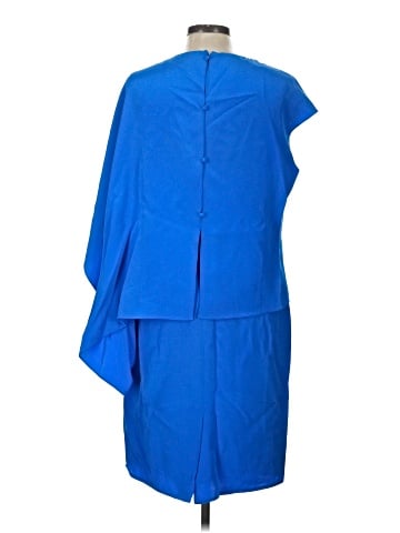 Teri Jon by Rickie Freeman Cocktail Dress (view 2)