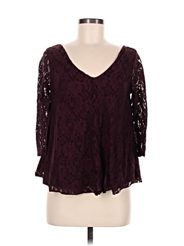 American Eagle Outfitters 3/4 Sleeve Blouse (view 1)