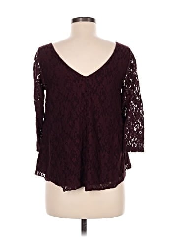 American Eagle Outfitters 3/4 Sleeve Blouse (view 2)