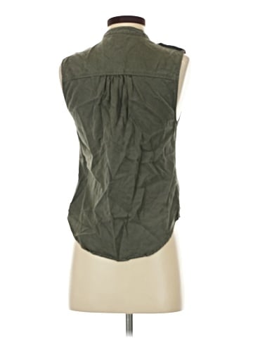Mossimo Vest (view 2)