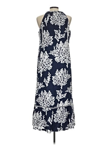 Crown & Ivy Casual Dress (view 2)