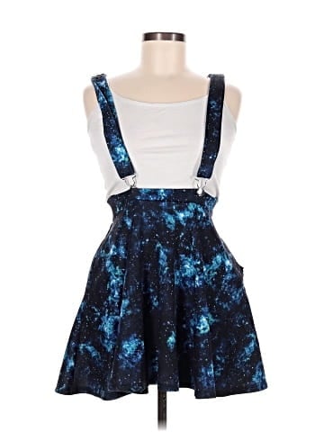 Hot Topic Sleeveless Top (view 1)