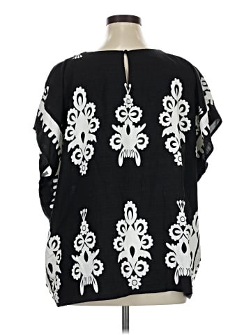 Umgee Short Sleeve Blouse (view 2)