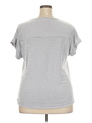 Star Vixen Short Sleeve Top (view 2)
