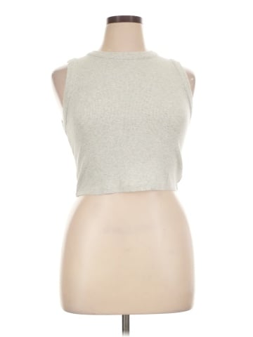 Abercrombie & Fitch Sleeveless T-Shirt (view 1)