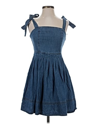Forever 21 Casual Dress (view 1)