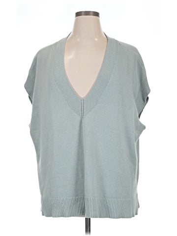 Cyrus Sweater Vest (view 1)