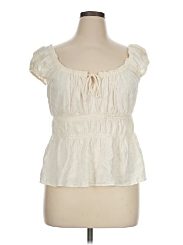 Old Navy Sleeveless Blouse (view 1)