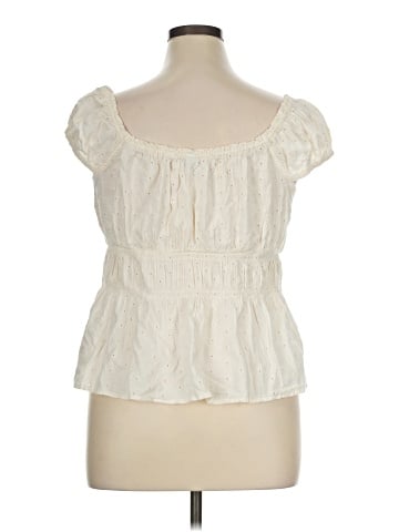 Old Navy Sleeveless Blouse (view 2)