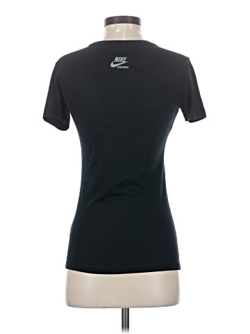 Nike Short Sleeve T-Shirt (view 2)