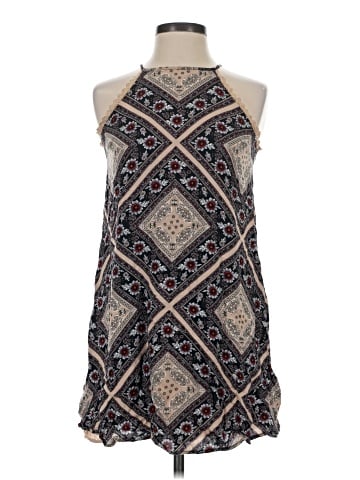 Xhilaration Casual Dress (view 1)