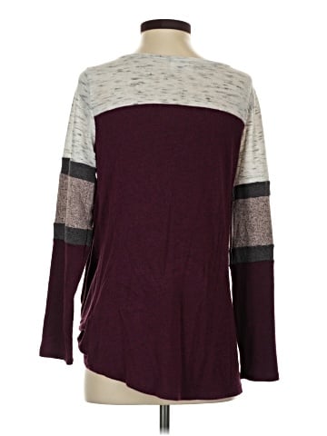 24/7 Maurices Long Sleeve Top (view 2)