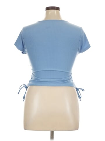 American Eagle Outfitters Short Sleeve Top (view 2)