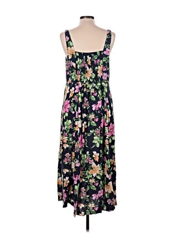 Old Navy Casual Dress (view 2)