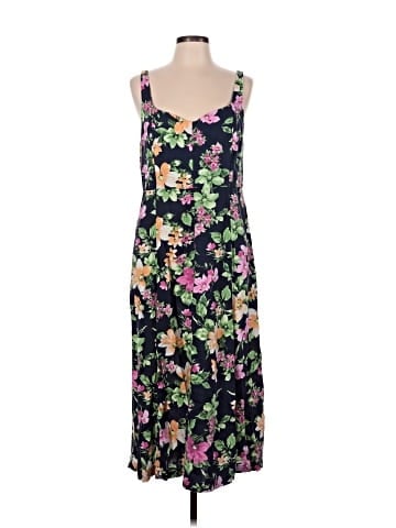 Old Navy Casual Dress (view 1)