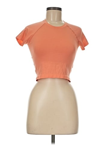 Lululemon Athletica Short Sleeve T-Shirt (view 1)