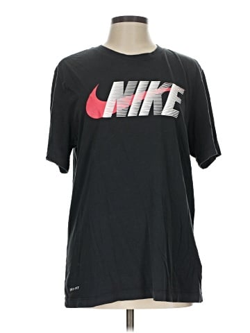 Nike Short Sleeve T-Shirt (view 1)