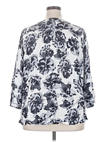 Monday Fun 3/4 Sleeve Blouse (view 2)