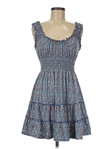 Urban Outfitters Casual Dress (view 1)