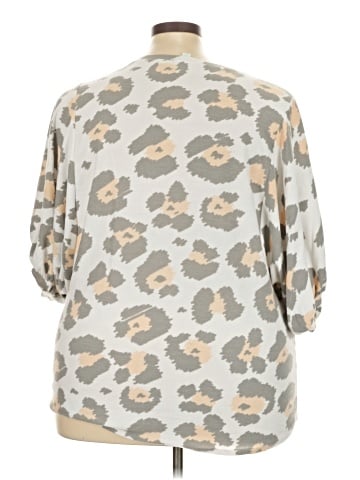 Lularoe 3/4 Sleeve Blouse (view 2)