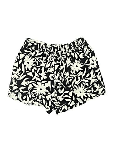 CeCe Shorts (view 2)