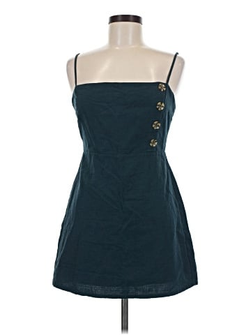 Urban Outfitters Casual Dress (view 1)