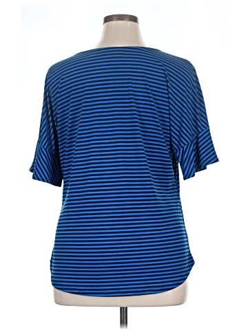 7th Avenue Design Studio New York & Company Short Sleeve Top (view 2)