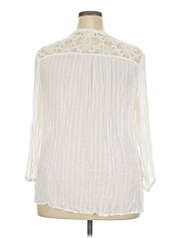 Ava & Viv 3/4 Sleeve Blouse (view 2)