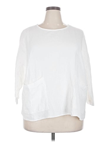 Jones & Co 3/4 Sleeve Top (view 1)