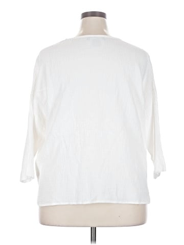 Jones & Co 3/4 Sleeve Top (view 2)