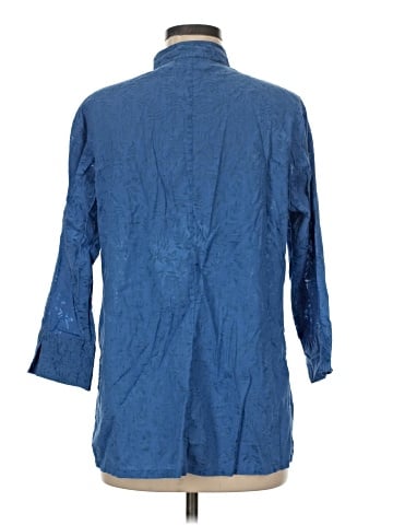 Liz Claiborne 3/4 Sleeve Button-Down Shirt (view 2)