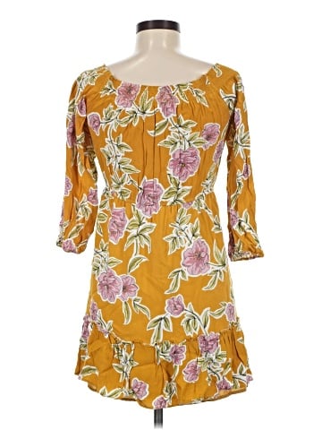 Cupcakes & Cashmere Casual Dress (view 2)
