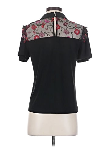 CeCe Short Sleeve Blouse (view 2)