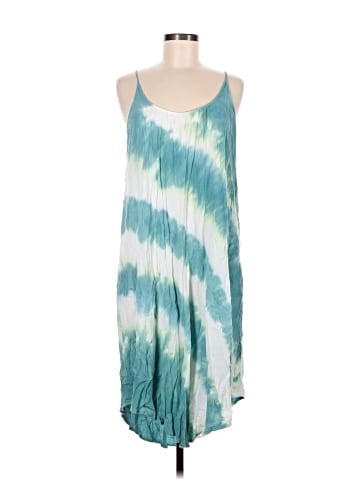 Knox Rose Casual Dress (view 1)