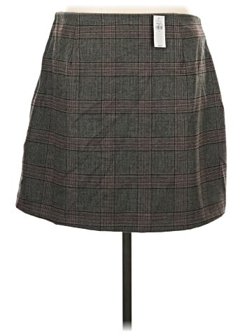 Old Navy Casual Skirt (view 2)