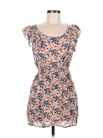Forever 21 Casual Dress (view 1)