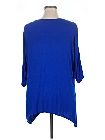 Ellen Tracy 3/4 Sleeve Top (view 2)