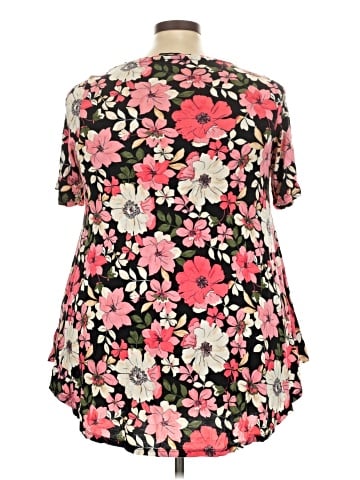 Lane Bryant Short Sleeve T-Shirt (view 2)